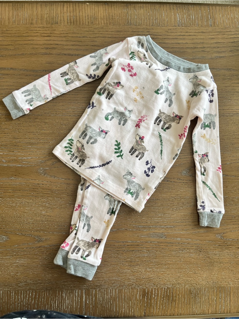 Burt's Bees Kids Organic Cotton Miss Moo Pajama Set with Gray Trim Size 2T